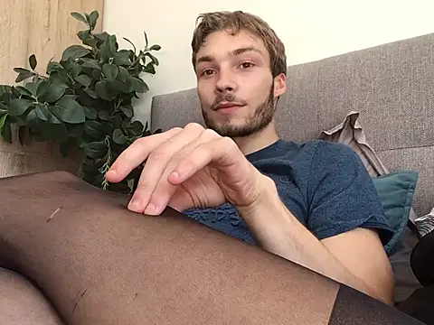 PrecededPolenta online show from June 16, 2026, 1:47 pm