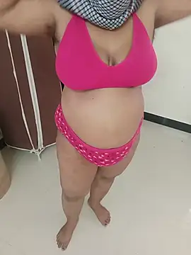 Snapshot of sexy_neha90 chatting on July 15, 2026, 2:39 am sexy neha90 online show from July 15, 2026, 2:39 am