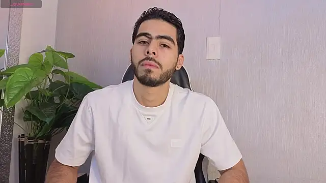 Snapshot of Jadiel_Stone chatting on July 21, 2026, 12:18 pm Jadiel Stone online show from July 21, 2026, 12:18 pm