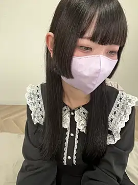 Snapshot of Reina_0129 chatting on June 21, 2026, 8:28 am Reina 0129 online show from June 21, 2026, 8:28 am
