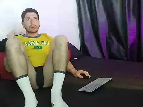 TorresLe online show from July 7, 2026, 2:58 am