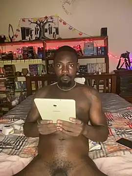 Snapshot of Blackiemike chatting on August 2, 2026, 3:27 am Blackiemike online show from August 2, 2026, 3:27 am