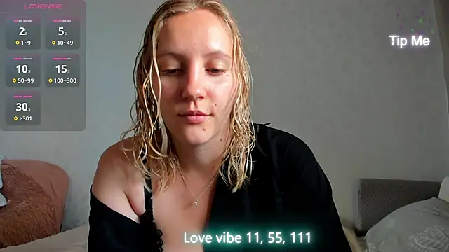 Ann first kiss online show from July 30, 2026, 1:04 am