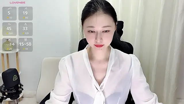 Snapshot of Punsellze chatting on July 15, 2026, 1:55 am Punsellze online show from July 15, 2026, 1:55 am