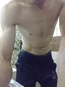 Snapshot of Nakedfanboy chatting on June 26, 2026, 2:54 pm Nakedfanboy online show from June 26, 2026, 2:54 pm