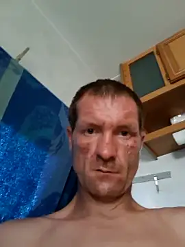 Snapshot of Jonyyer chatting on June 11, 2026, 1:42 pm Jonyyer online show from June 11, 2026, 1:42 pm