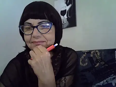Snapshot of Marys3773 chatting on July 19, 2026, 5:27 pm Marys3773 online show from July 19, 2026, 5:27 pm