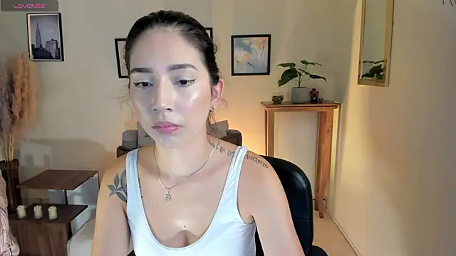 Snapshot of Dream_saray chatting on July 7, 2026, 7:07 pm Dream saray online show from July 7, 2026, 7:07 pm