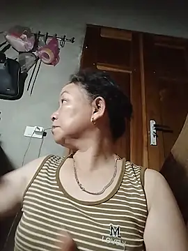 Snapshot of Orio-baby chatting on June 15, 2026, 1:02 pm Orio-baby online show from June 15, 2026, 1:02 pm
