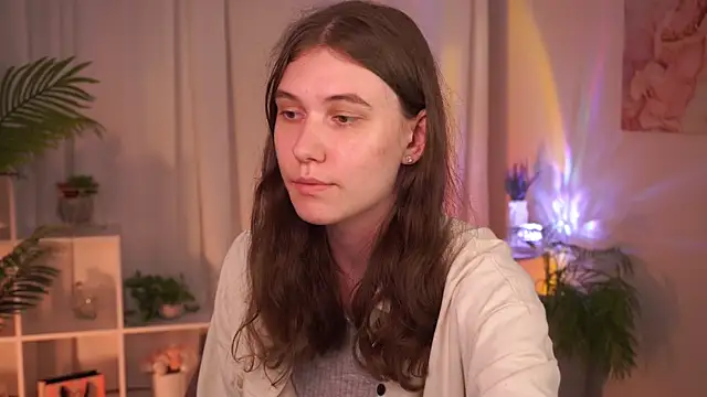 EmilyBellamy online show from June 2, 2026, 3:25 pm