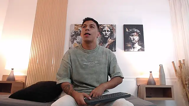 Snapshot of Diego_salvatore chatting on July 21, 2026, 2:41 pm Diego salvatore online show from July 21, 2026, 2:41 pm