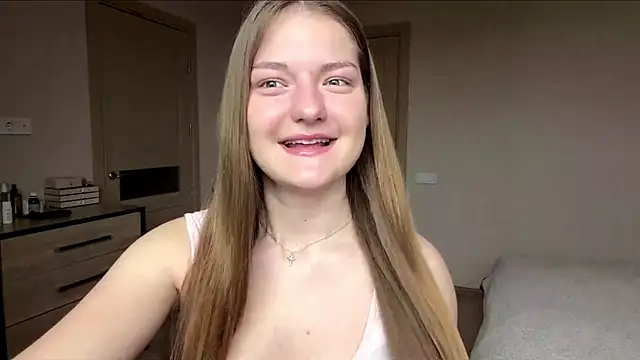 lizzzanatooo online show from May 31, 2026, 7:37 am