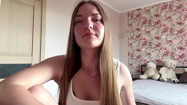 Snapshot of lizzzanatooo chatting on June 14, 2026, 3:36 pm lizzzanatooo online show from June 14, 2026, 3:36 pm