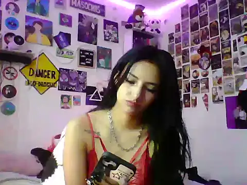 angelgirl2006 online show from June 9, 2026, 9:04 pm