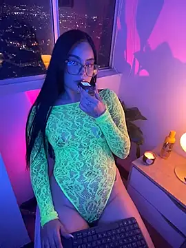 Snapshot of April_sutra chatting on July 5, 2026, 12:50 am April sutra online show from July 5, 2026, 12:50 am