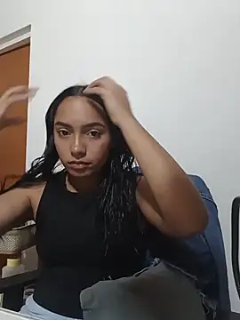 Snapshot of xcleila chatting on June 14, 2026, 2:35 am xcleila online show from June 14, 2026, 2:35 am