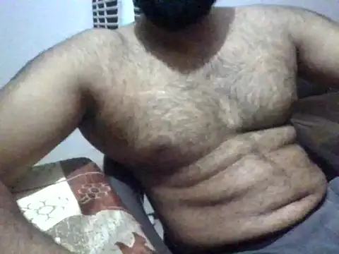 Snapshot of difficultylevelextreme100 chatting on June 7, 2026, 6:33 pm difficultylevelextreme100 online show from June 7, 2026, 6:33 pm