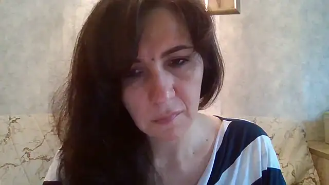 Snapshot of Miss_Heliena chatting on June 1, 2026, 6:26 am Miss Heliena online show from June 1, 2026, 6:26 am