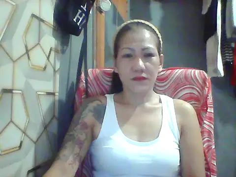 Snapshot of pinayheartaker chatting on June 15, 2026, 12:46 am pinayheartaker online show from June 15, 2026, 12:46 am