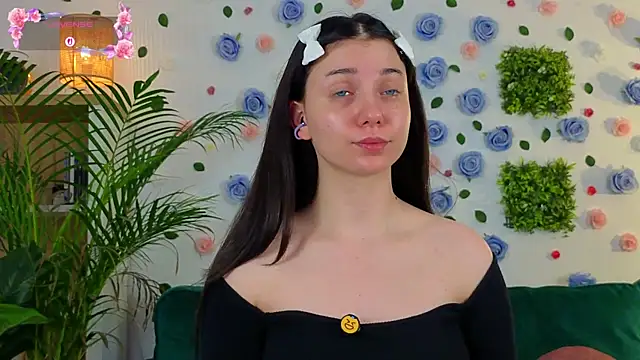Snapshot of justmeavery chatting on June 15, 2026, 1:08 am justmeavery online show from June 15, 2026, 1:08 am