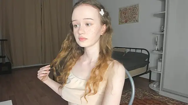 Snapshot of babymolly2 chatting on June 25, 2026, 6:23 pm babymolly2 online show from June 25, 2026, 6:23 pm