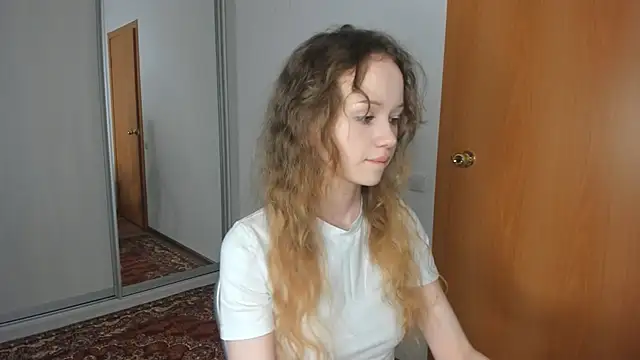Snapshot of babymolly2 chatting on July 11, 2026, 8:00 pm babymolly2 online show from July 11, 2026, 8:00 pm
