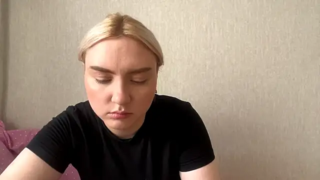 Snapshot of Nansygarden chatting on June 5, 2026, 11:27 am Nansygarden online show from June 5, 2026, 11:27 am