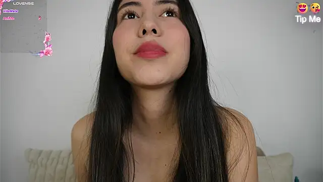 Snapshot of Sweetpussyhot_ chatting on July 17, 2026, 10:14 pm Sweetpussyhot online show from July 17, 2026, 10:14 pm