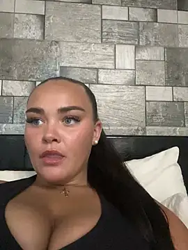 Snapshot of MaddisonWhitex chatting on May 30, 2026, 7:11 pm MaddisonWhitex online show from May 30, 2026, 7:11 pm