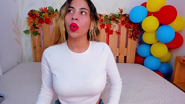 dayana precious online show from July 16, 2026, 9:10 pm