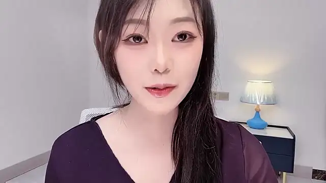 smalldaiwang online show from June 16, 2026, 3:20 am