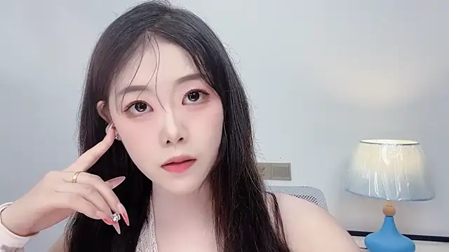 smalldaiwang online show from July 3, 2026, 2:40 am