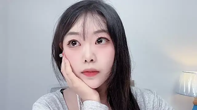 smalldaiwang online show from July 12, 2026, 2:24 am