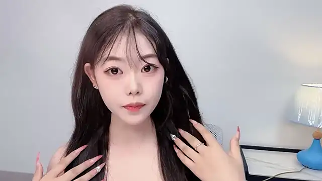 smalldaiwang online show from July 25, 2026, 2:42 am