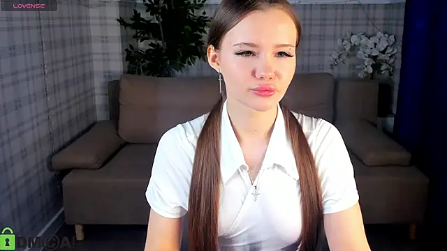 Ella Butler online show from June 4, 2026, 11:05 am