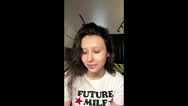 Snapshot of Alicekitty67 chatting on July 2, 2026, 2:12 pm Alicekitty67 online show from July 2, 2026, 2:12 pm