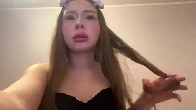 Milkyvoyer online show from May 31, 2026, 7:37 pm
