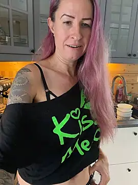 Snapshot of GermanMilfJasmin chatting on June 11, 2026, 7:50 am GermanMilfJasmin online show from June 11, 2026, 7:50 am
