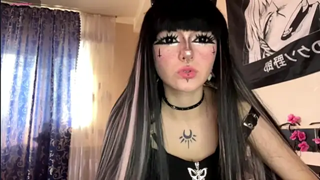 HolyCute online show from July 20, 2026, 3:36 pm