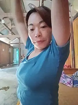 Snapshot of -Trinina- chatting on May 30, 2026, 10:45 am -Trinina- online show from May 30, 2026, 10:45 am