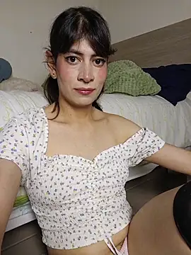 Snapshot of YanaSoHot chatting on June 5, 2026, 1:34 am YanaSoHot online show from June 5, 2026, 1:34 am