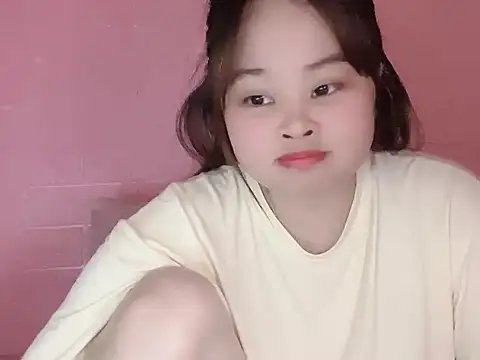 Snapshot of Nhungnhung679 chatting on June 15, 2026, 5:04 pm Nhungnhung679 online show from June 15, 2026, 5:04 pm