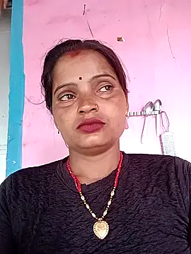 Snapshot of Divya_hot88 chatting on July 13, 2026, 1:52 am Divya hot88 online show from July 13, 2026, 1:52 am