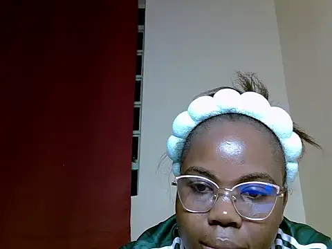 Snapshot of Choral_Blue chatting on July 13, 2026, 12:46 am Choral Blue online show from July 13, 2026, 12:46 am