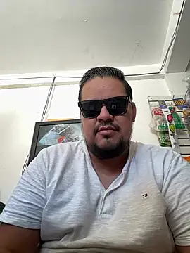 Snapshot of fercho25rv chatting on July 28, 2026, 9:47 pm fercho25rv online show from July 28, 2026, 9:47 pm