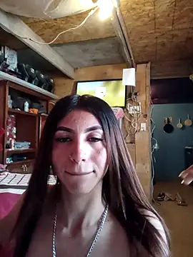 Snapshot of Chika_Misteriosa chatting on June 19, 2026, 9:29 pm Chika Misteriosa online show from June 19, 2026, 9:29 pm