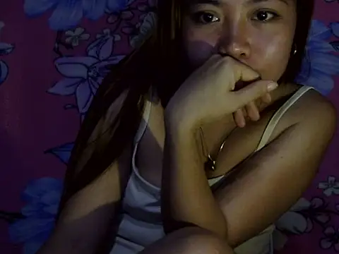 Sherry Rose online show from August 3, 2026, 3:27 am
