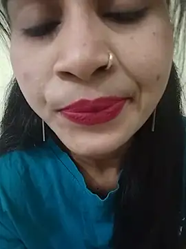 Naughty Kiara  online show from May 31, 2026, 4:20 am
