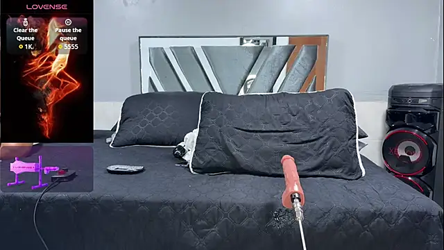 Snapshot of lukedavis_15 chatting on June 7, 2026, 6:17 am lukedavis 15 online show from June 7, 2026, 6:17 am