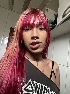 Snapshot of itevellyn_ chatting on June 2, 2026, 4:09 pm itevellyn online show from June 2, 2026, 4:09 pm